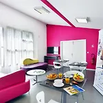 Apartahotel Nemea 3*